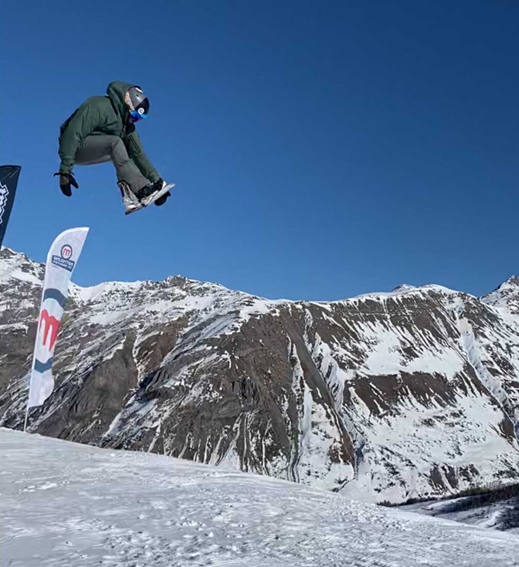 https://www.moreandbetter.it/snowboard/wp-content/uploads/sites/4/2022/11/marco-snow-jump-e1667303910625.jpeg